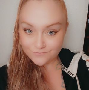 Meet your Posher, Tinisha